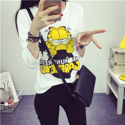 Κυρίες λευκό πουκάμισο με διαφορετικές εκτυπώσεις των χαρακτήρες κινουμένων σχεδίων ή μεγέθη