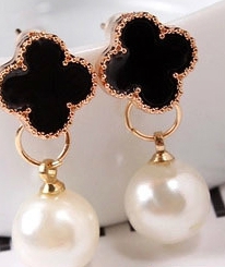 Модерни Дамски Обеци