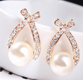 Модерни Дамски Обеци