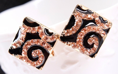 Модерни Дамски Обеци