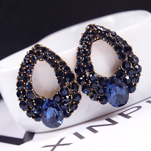 Модерни Дамски Обеци