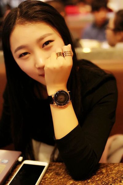 Дамски часовник 4 различни цвята