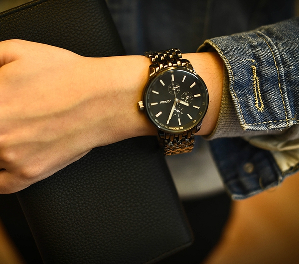 Мъжки кварцов часовник , метална каишка