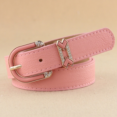 Различни модели топ дамски колани в различни цветове от изкуствена кожа