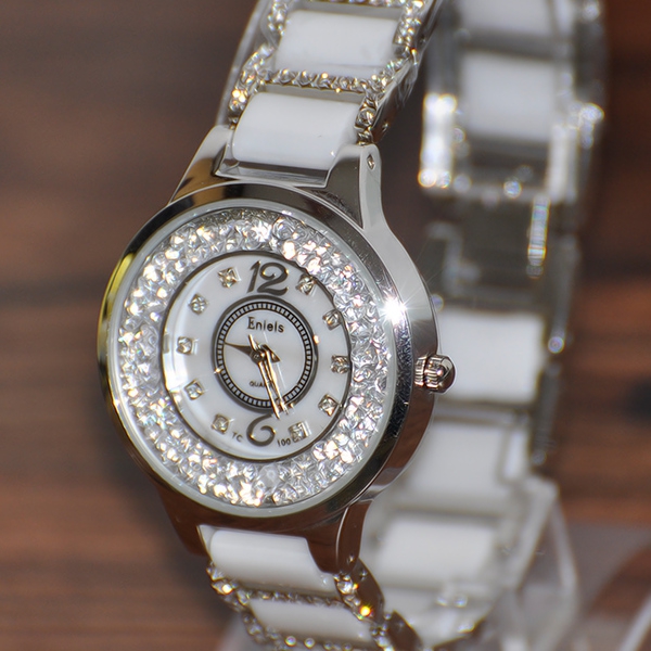 Γυναικέιο quartz   ρολόι  6 χρωμάτων