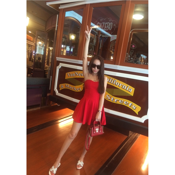 Дамски стилни рокли - червени, сини и черни 