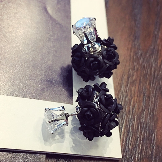 Γυναικεία σκουλαρίκια 