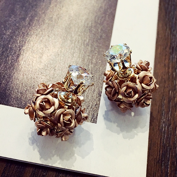 Γυναικεία σκουλαρίκια 