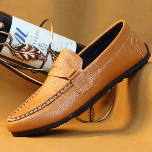 Различни модели мъжки пролетни обувки - стилни и модерни 