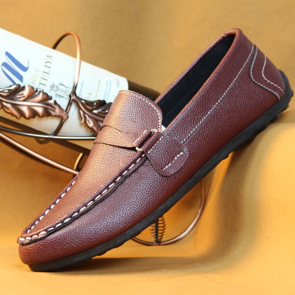 Διαφορετικά μοντέλα ανδρικά παπούτσια  για την άνοιξη  - κομψά και μοντέρνα