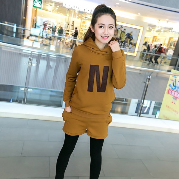 Дамски спортен екип- 3 цвята Черен , Червен, Жълт