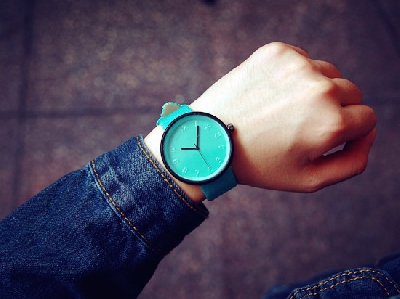 Γυναικεία ρολόγια χρωμάτων για κάθε μέρα