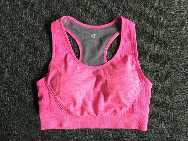 Спортно дамско късо бюстие в няколко цвята 