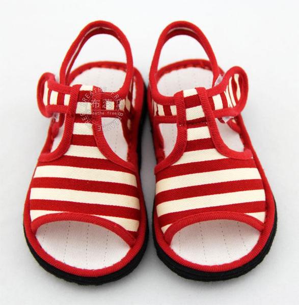 Сандалки за малки деца - бебета в различни модели и размери 