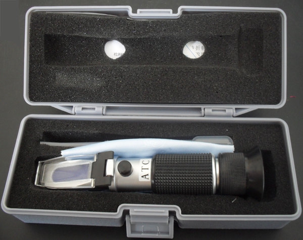 Рефрактометър 0 - 80