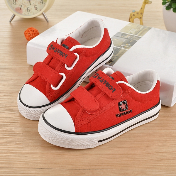 Детски платненки в различни цветове и размери - червени, сини, бели