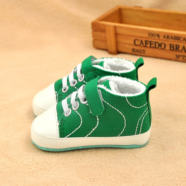 Бебешки пролетни обувки - различни топ и интересни модели 