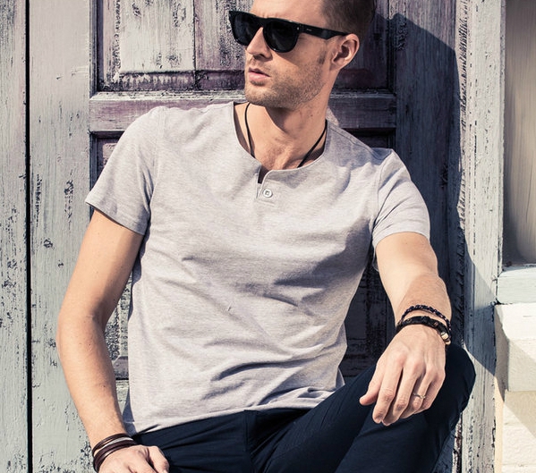 Πυκνά πουκάμισα απλό ανδρών - 10 μοντέλα