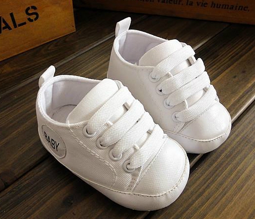 Евтини прохождащи бебешки обувки - различни цветове