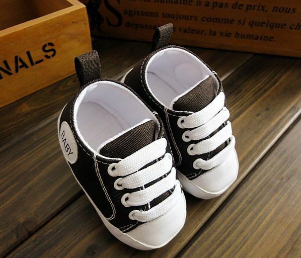 Евтини прохождащи бебешки обувки - различни цветове