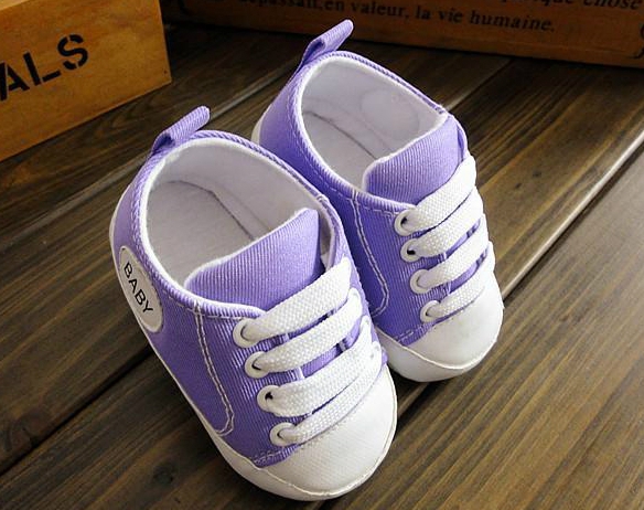 Евтини прохождащи бебешки обувки - различни цветове