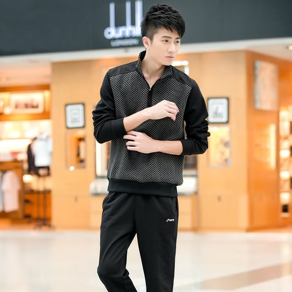 Ανδρικό αθλητικό σετ σε 2 μέρη σε γκρι, μαύρο, λευκό, μπλε και πράσινο χρώμα