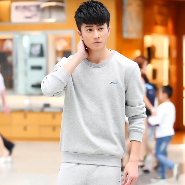 Ανδρικό αθλητικό σετ σε 2 μέρη σε γκρι, μαύρο, λευκό, μπλε και πράσινο χρώμα