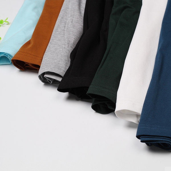 Памучни мъжки тениски тип слим с в-образна яка