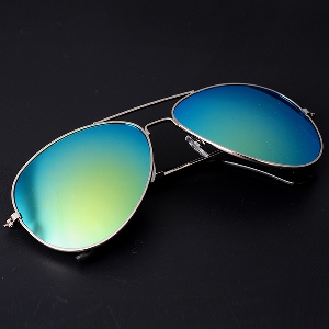 Мъжки и дамски слънчеви очила в 9 цвята