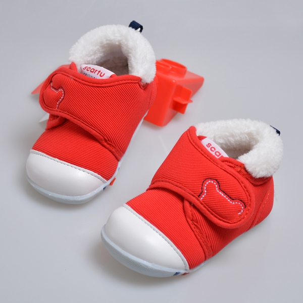 Бебешки обувчици, подходящи за прохождащи деца - червени, кафяви, розови - пролетни, есенни и зимни