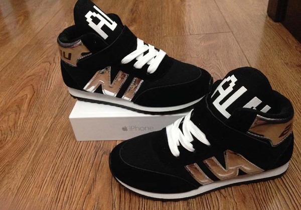 Детски пролетни и есенни обувки за момчета - червени, черни и сини