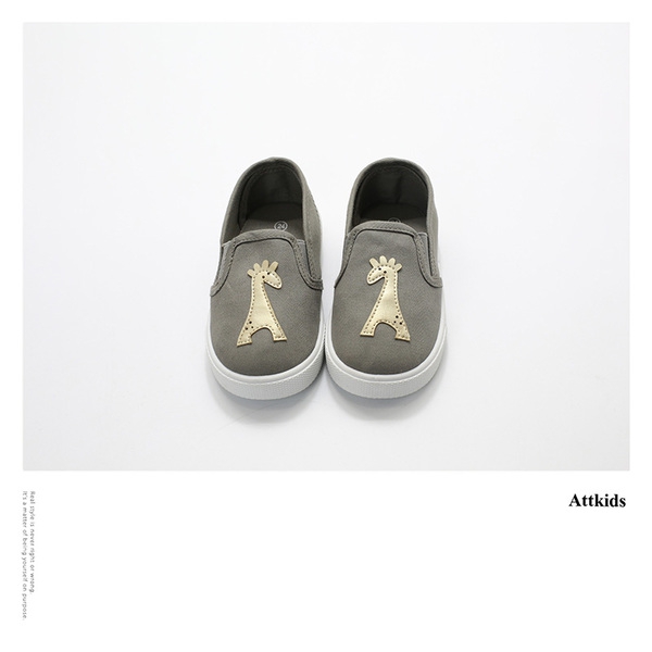 Детски платнени обувки - червени, сиви, черни, сини, бели - пролетни и есенни