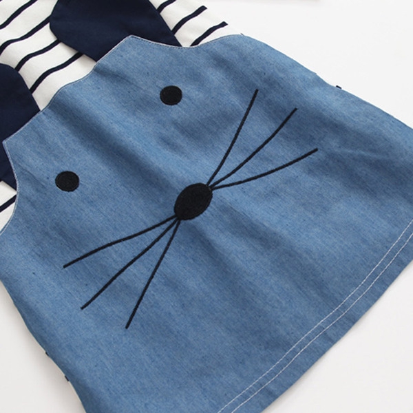 Детска рокля с анимационно изображение за момичета - раирана в черно и бяло