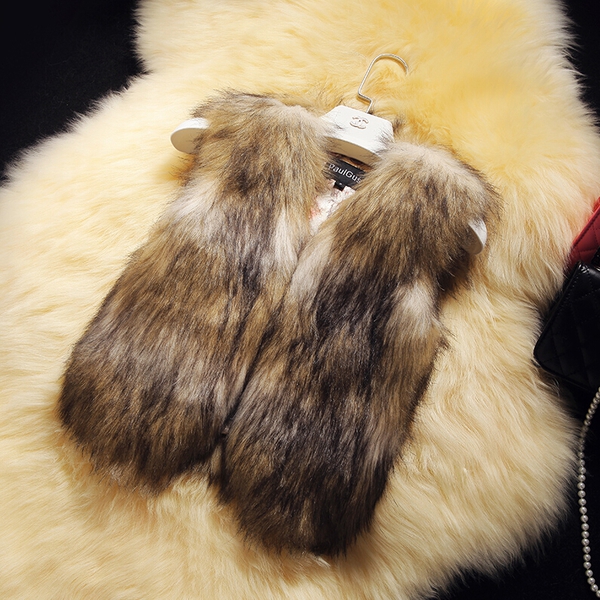 Дамско пухено елече