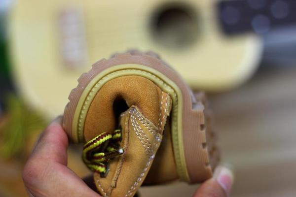 Детски обувки от естествена кожа за момчета - пролетни, есенни и зимни - черни и кафяви