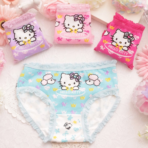 Детско бельо с анимационни герои за момичета - различни интересни модели