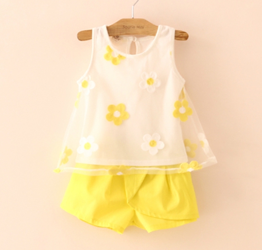 Летен комплект за момичета - три различни цветови модела