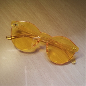 Дамски прозрачни слънчеви очила