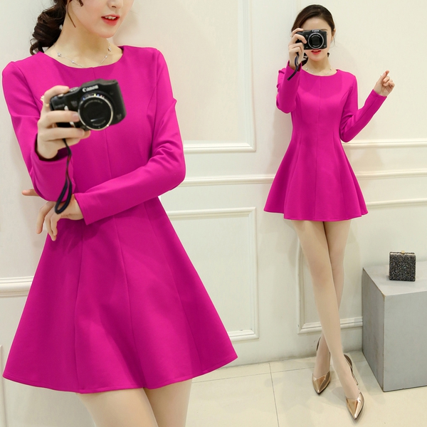 Пролетно-есенна рокля разкроена с дълъг ръкав