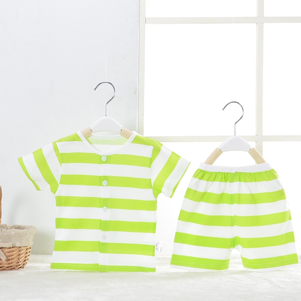Бебешки комплект от блуза с къс ръкав и къси панталони - различни модели - раирани и с изображения