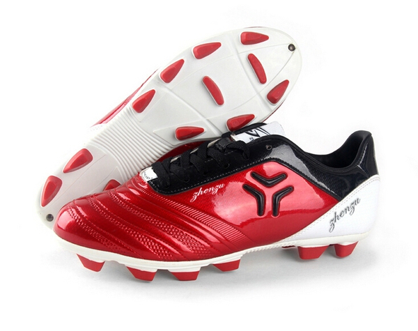 Мъжки бутонки от изкуствена кожа в най-различни цветове и модели