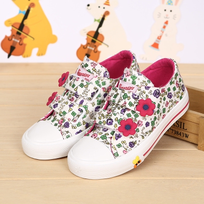 Модерни обувки за деца - момчета и момичета - с анимационни изображения и лепки