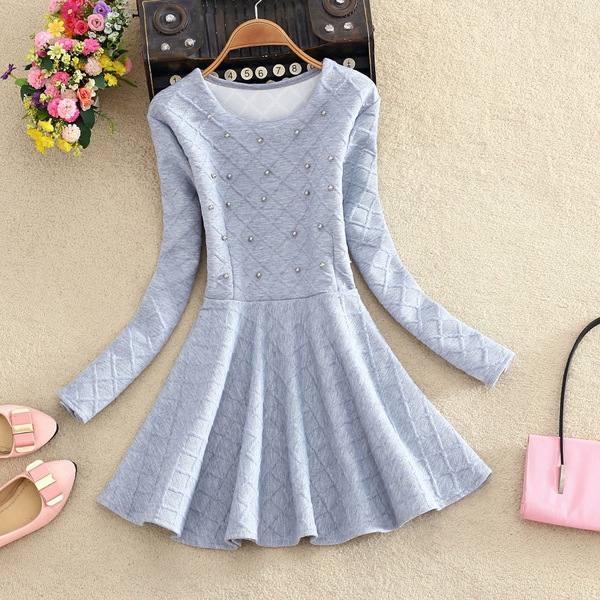 Дамска рокля с камъни в свежи пролетни цветове: бяла, синя, черна, розова, червена, кафява