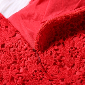 Дамска дантелена рокля с 3/4 ръкав: червена и черна