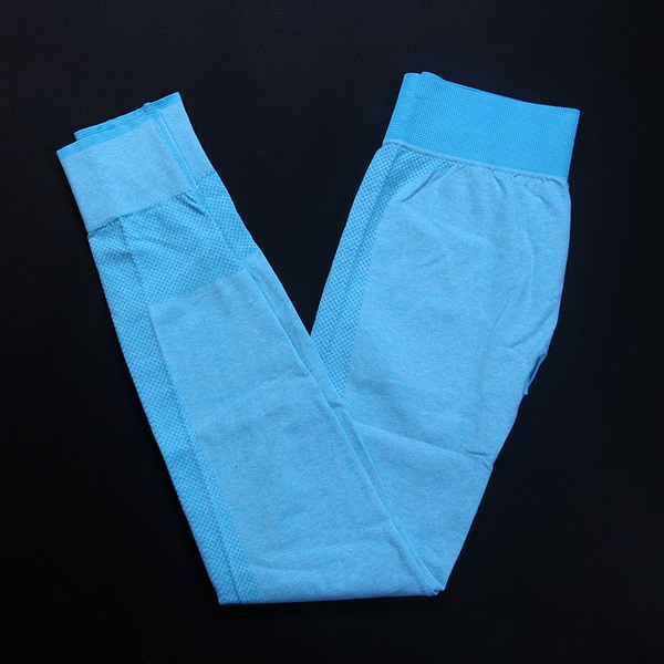 Дамски спортен клин - много различни цветове 