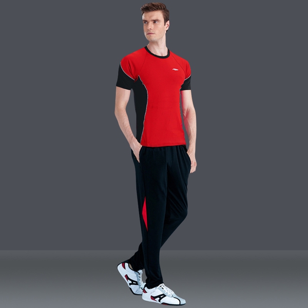 Мъжки спортен екип от 2 части - тениска и панталон в различни цветове и модели