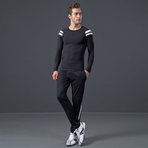 Мъжки спортен екип от 2 части - тениска и панталон в различни цветове и модели