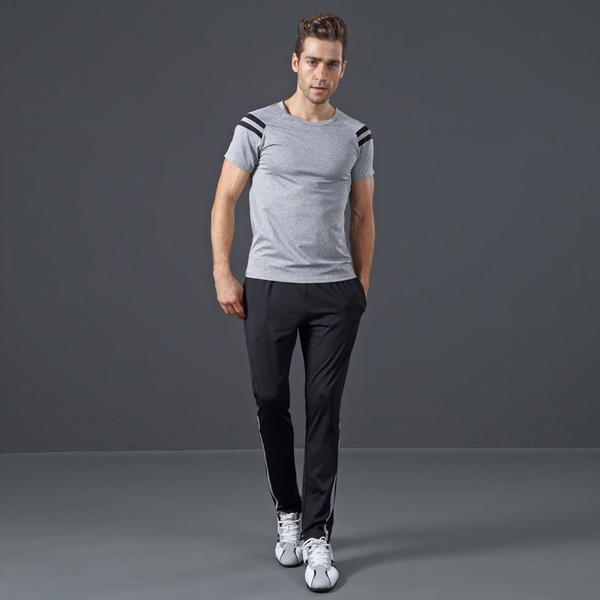 Мъжки спортен екип от 2 части - тениска и панталон в различни цветове и модели