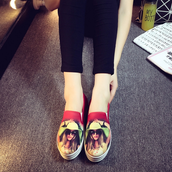 Ежедневни спортни обувки с щампа