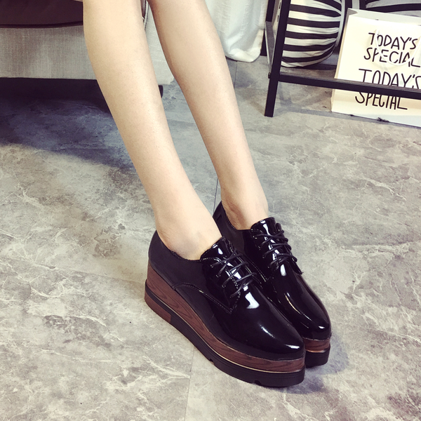 Дамски лачени мокасини  - 3 модела 